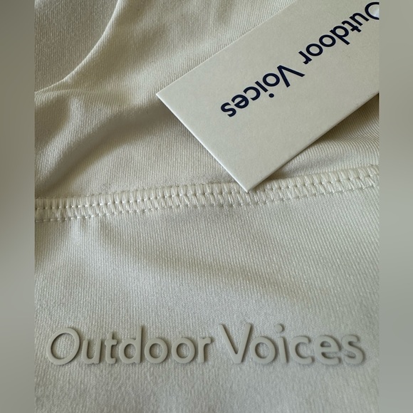 NWT Outdoor Voices FreeForm Scoop Bra in Milk Stone - Picture 10 of 11